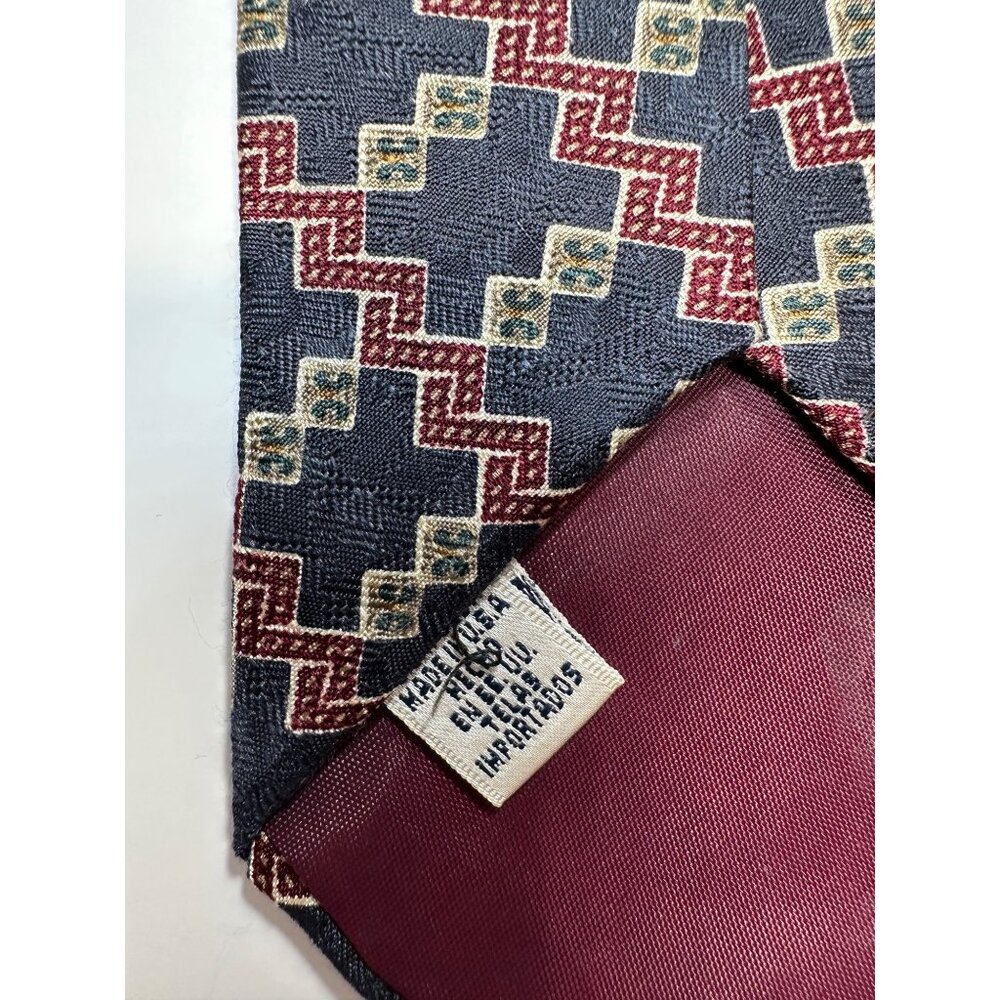Claiborne Geometric Pattern Men's Silk Tie Red & Navy Vintage - Picture 5 of 5